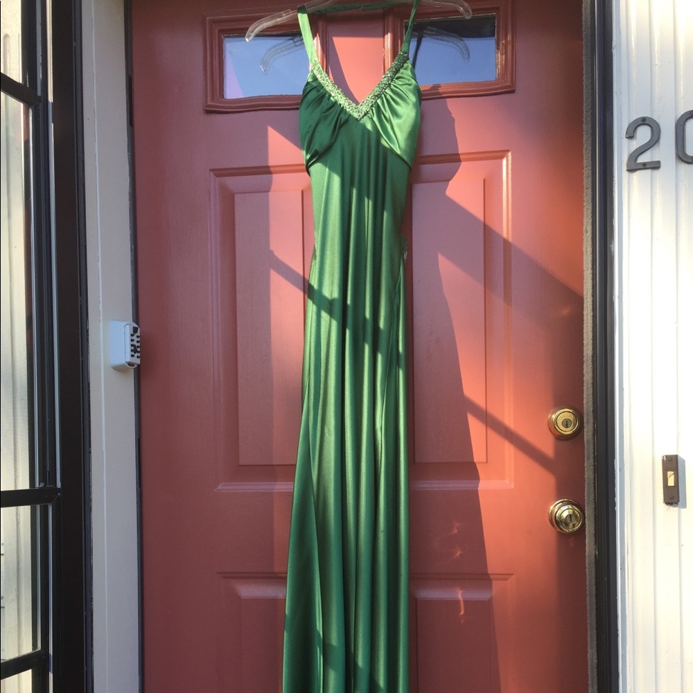 Zum Zum by Niki Livas Floor Length Dress Open Back